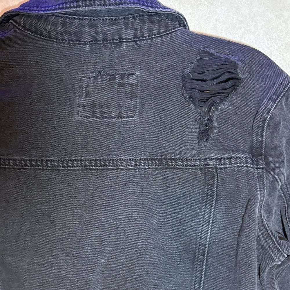 New Forever 21 Black Jean Jacket for adult🖤